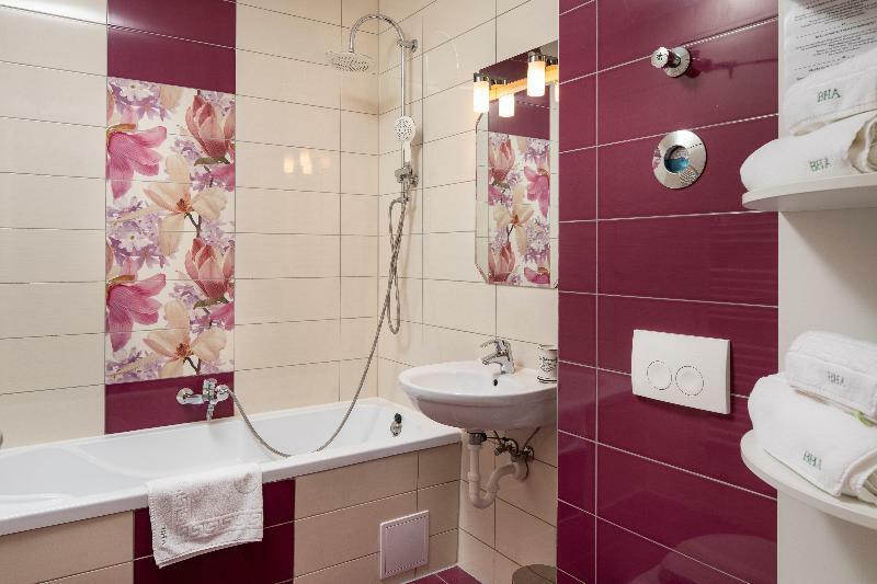 Brasov Holiday Apartments - Magenta Exterior photo